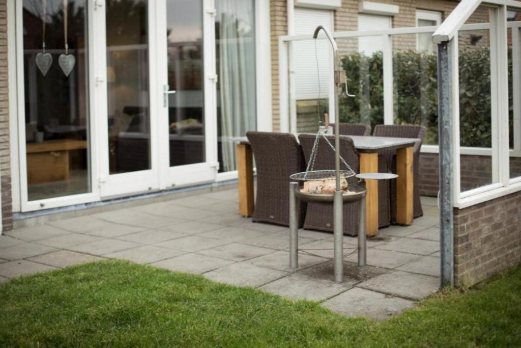 Weidevilla Xxxl Hollum  Bagian luar foto