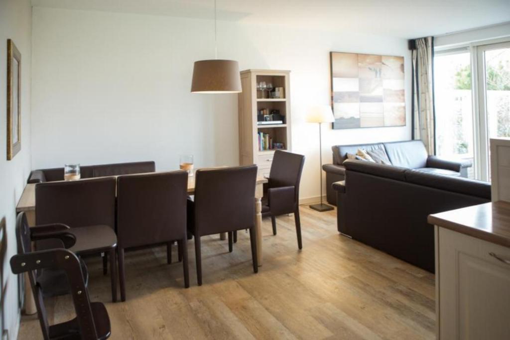 Weidevilla Xxxl Hollum  Bagian luar foto